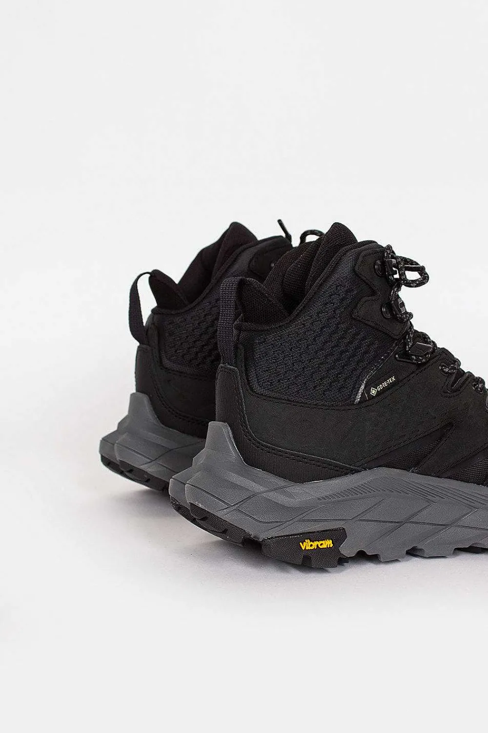 Hoka One One Anacapa Mid Black| Boots