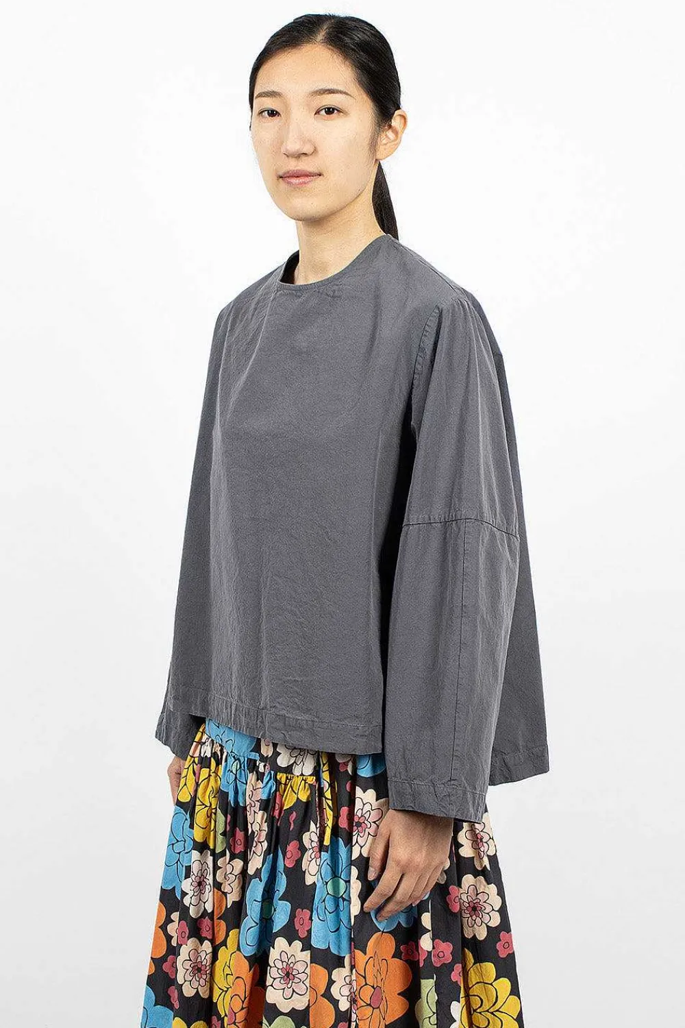 Casey Casey Biggy Simple Top Graphite| Tops
