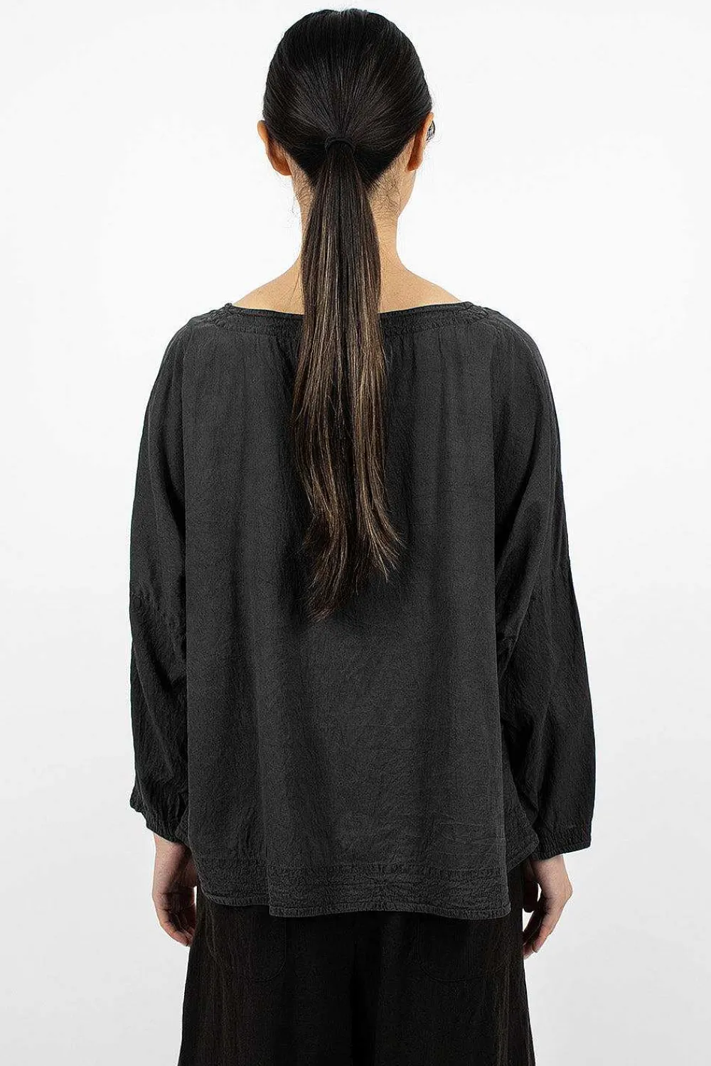 Chez Vidalenc Carre Top Short Black| Tops