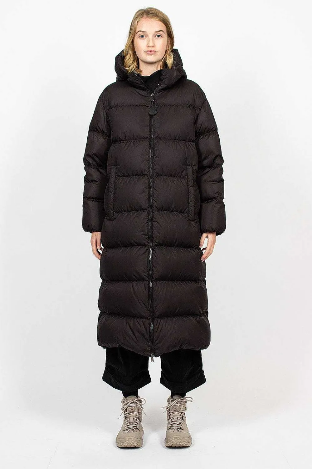 Moncler Catchet Down Coat Black| Outerwear