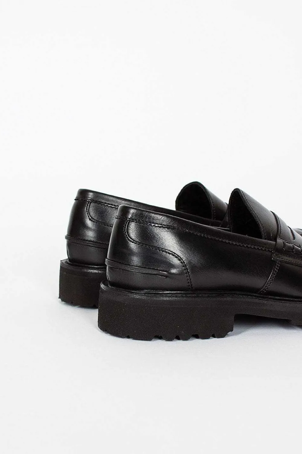 Tricker’s Eva Penny Loafer Black| Shoes