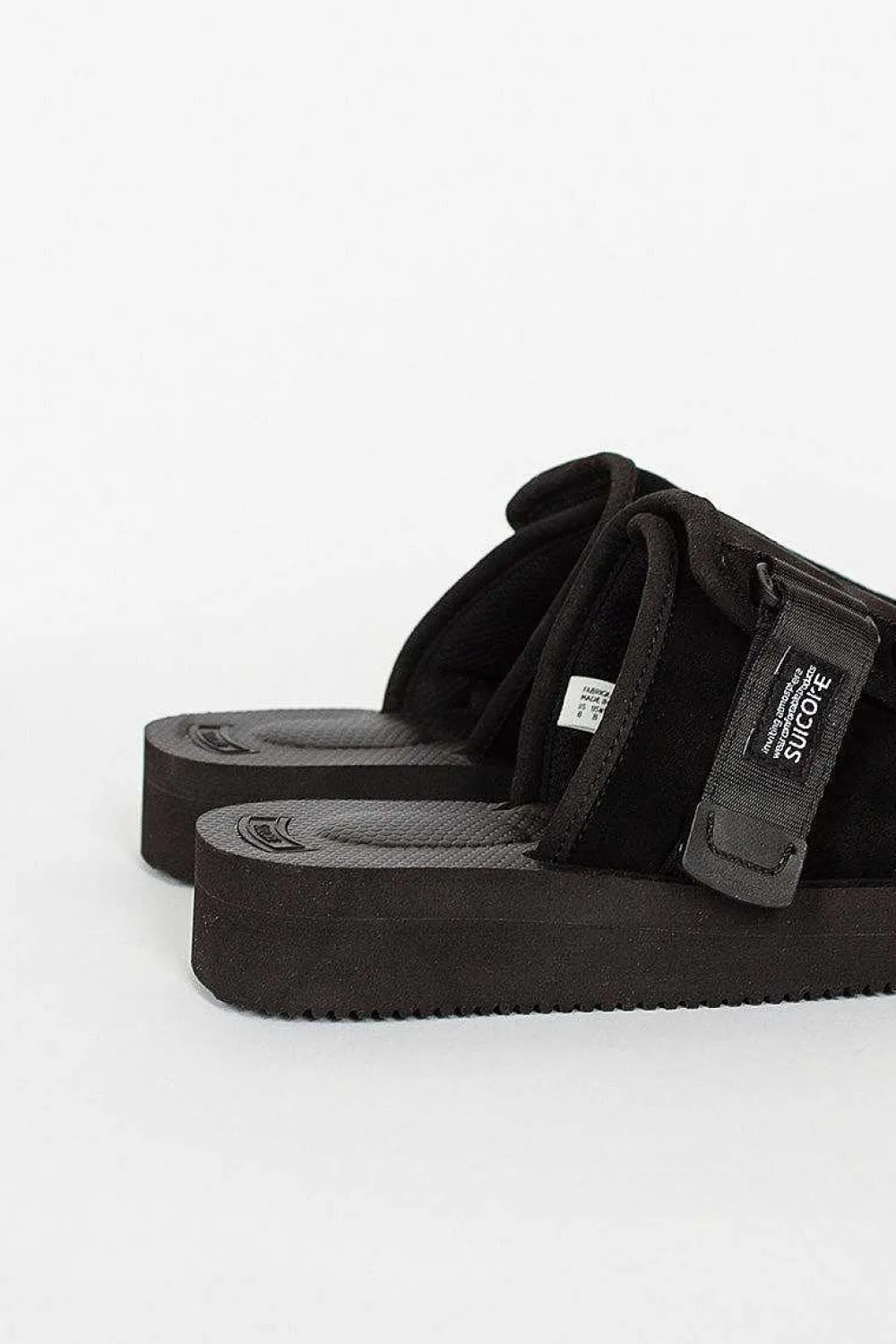 Suicoke Kaw-Vs Suede Sandal Black| Shoes