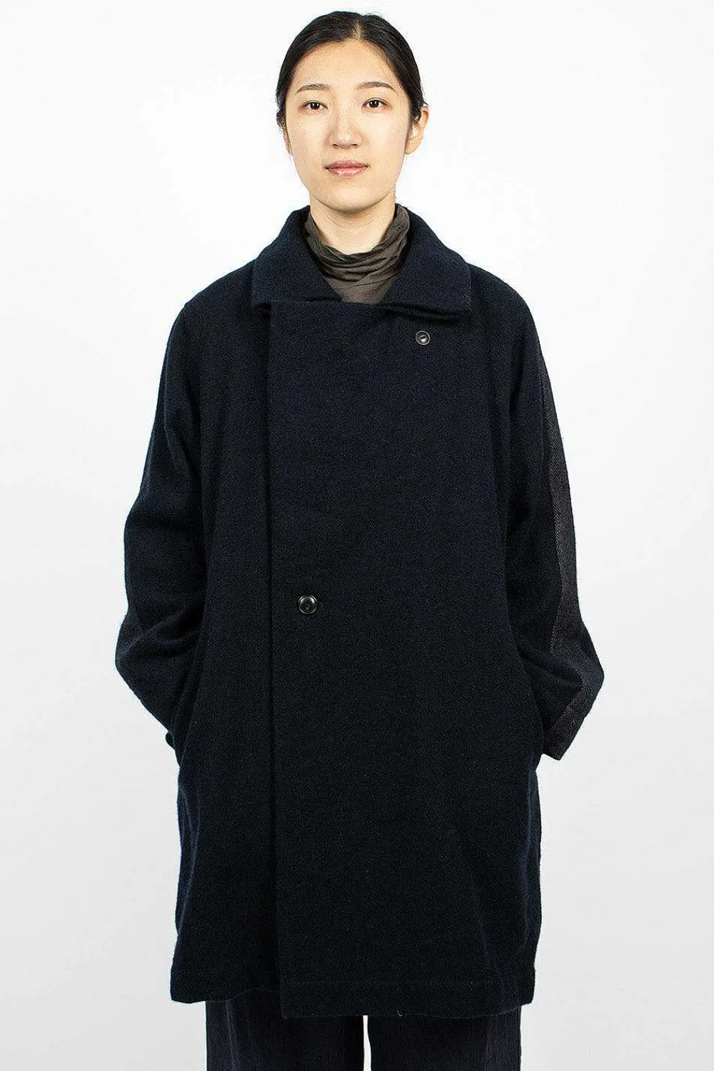 Vlas Blomme Loop Collar Coat Navy| Outerwear