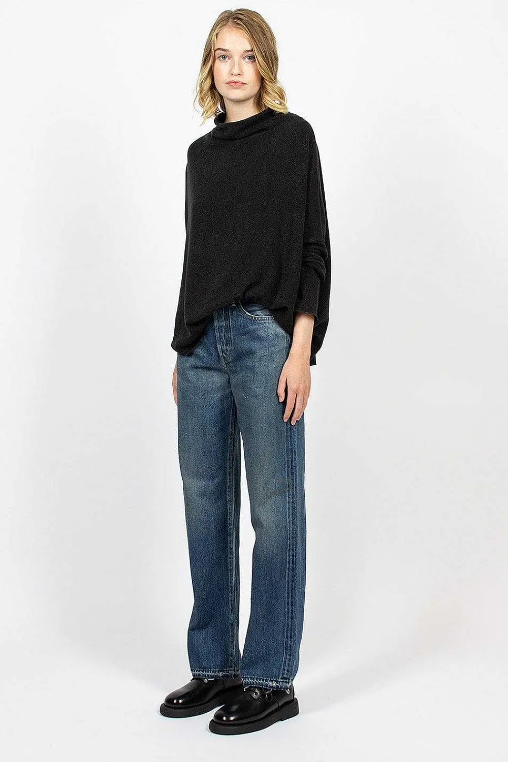 Chimala Mp03B Straight Cut Jean Medium Distress| Trousers