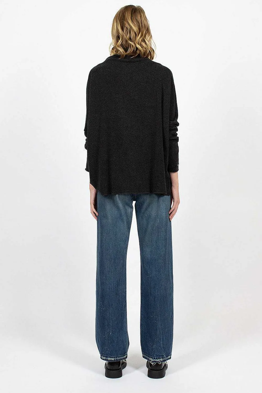 Chimala Mp03B Straight Cut Jean Medium Distress| Trousers