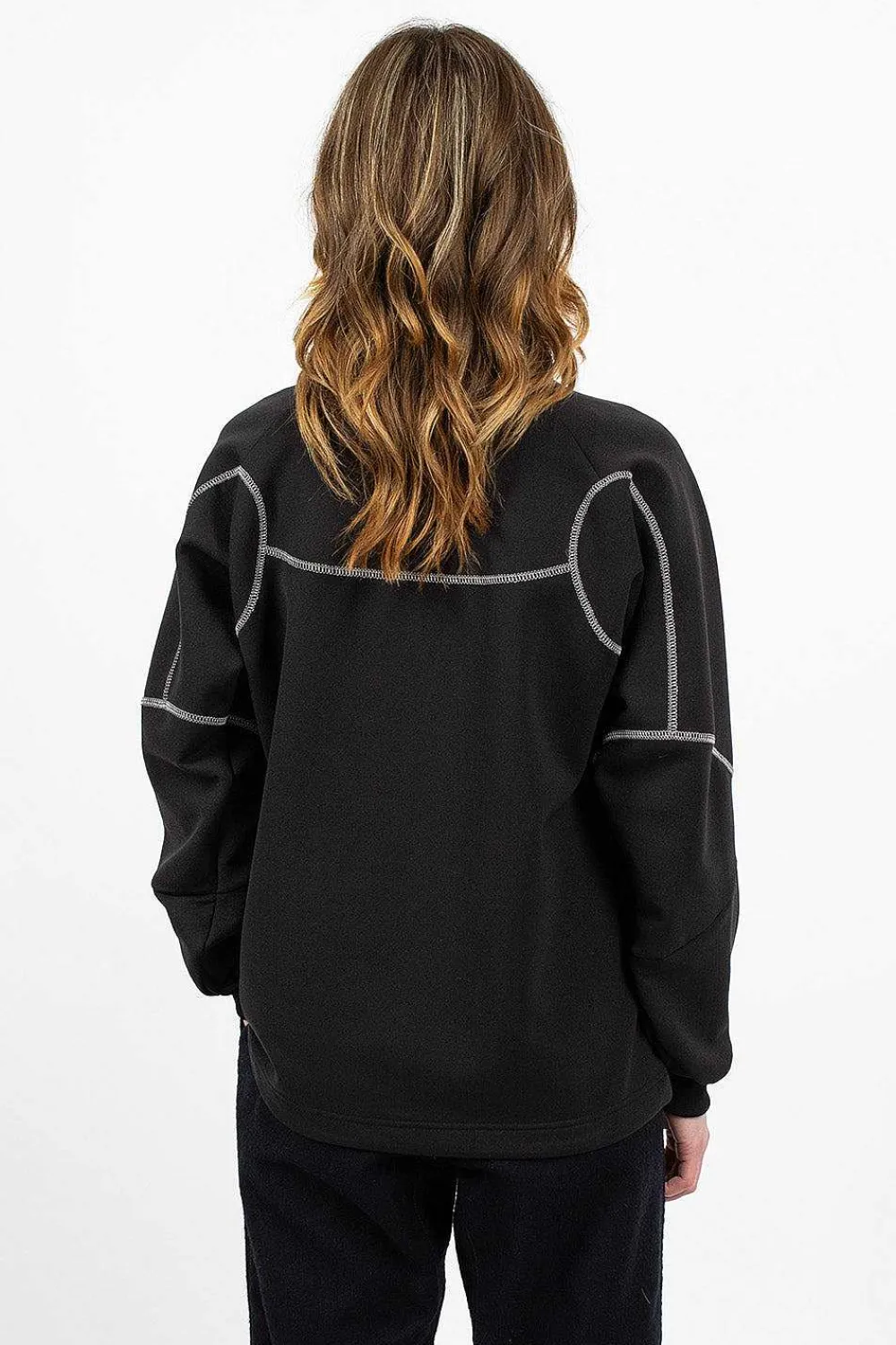 and wander Polartec Power Pullover Black| Tops