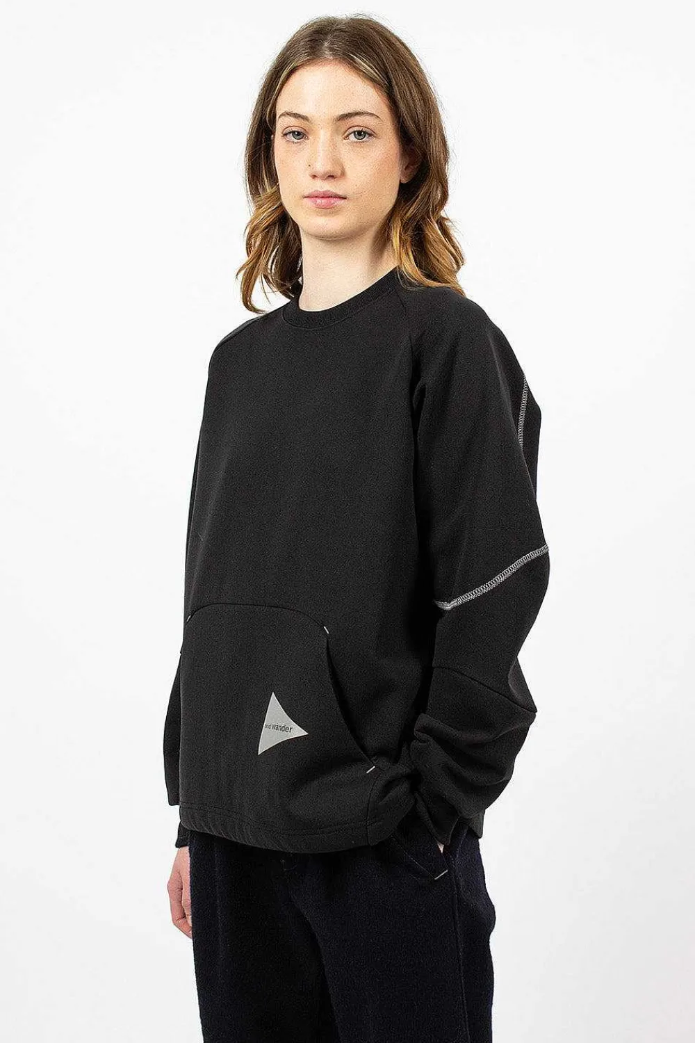 and wander Polartec Power Pullover Black| Tops