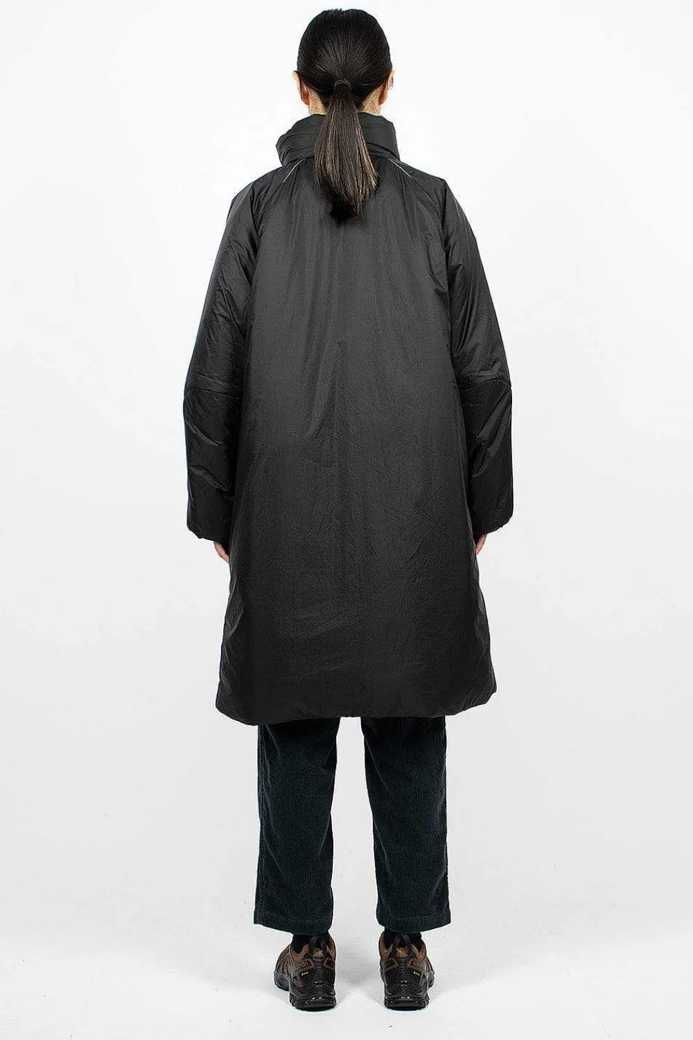 and wander Primaloft Ripstop Coat Black| Outerwear