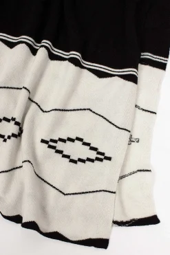Queene and Belle Pueblo Wrap Scarf Black/White| Scarves & Gloves