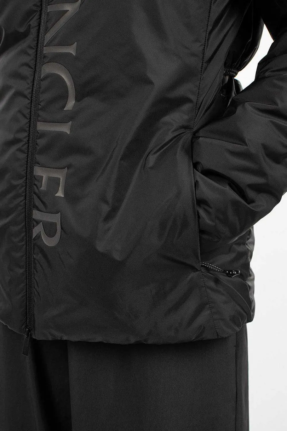 Moncler Sepik Down Jacket Black| Outerwear