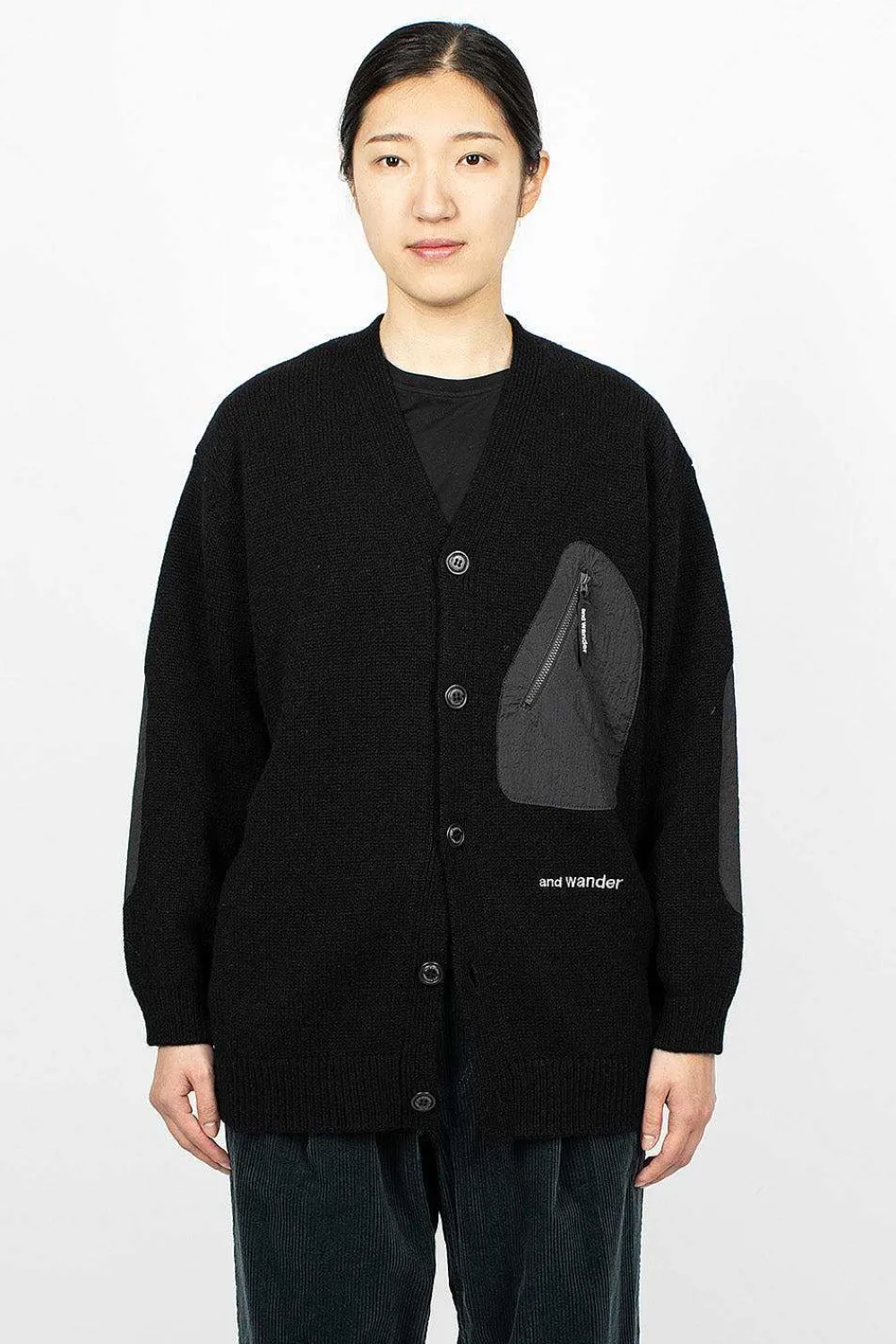 and wander Shetland Wool Cardigan Black| Knitwear