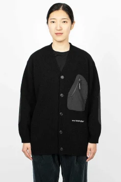 and wander Shetland Wool Cardigan Black| Knitwear