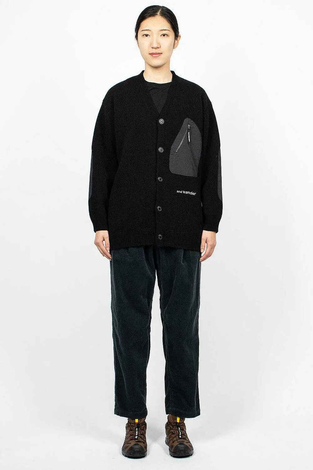 and wander Shetland Wool Cardigan Black| Knitwear