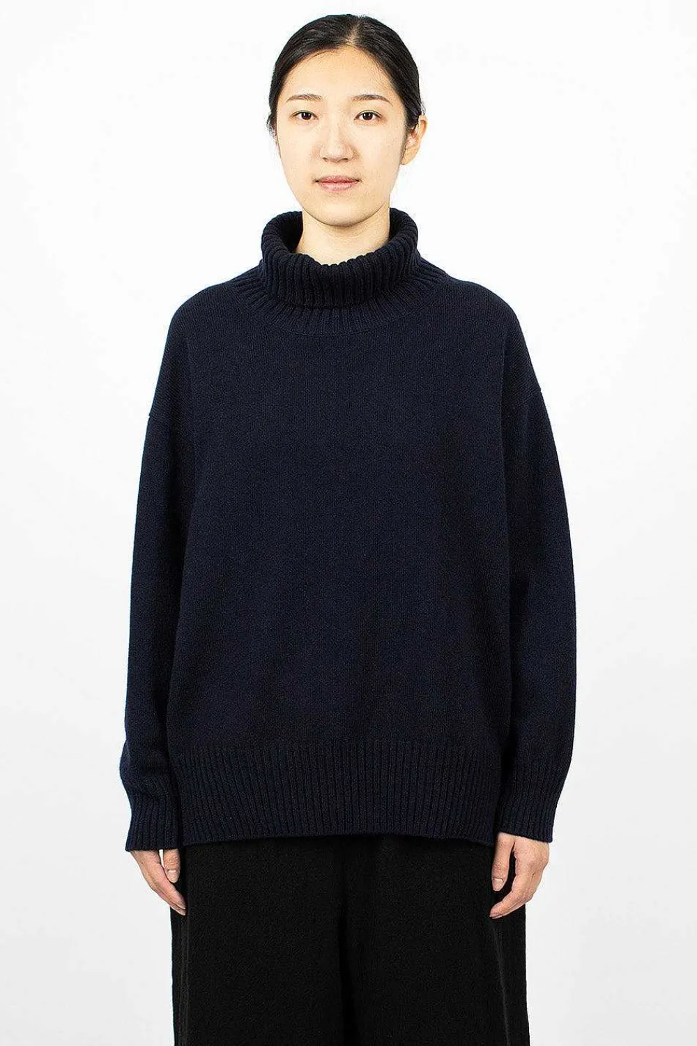 Toujours Side Slit Pullover Turtleneck Navy| Knitwear
