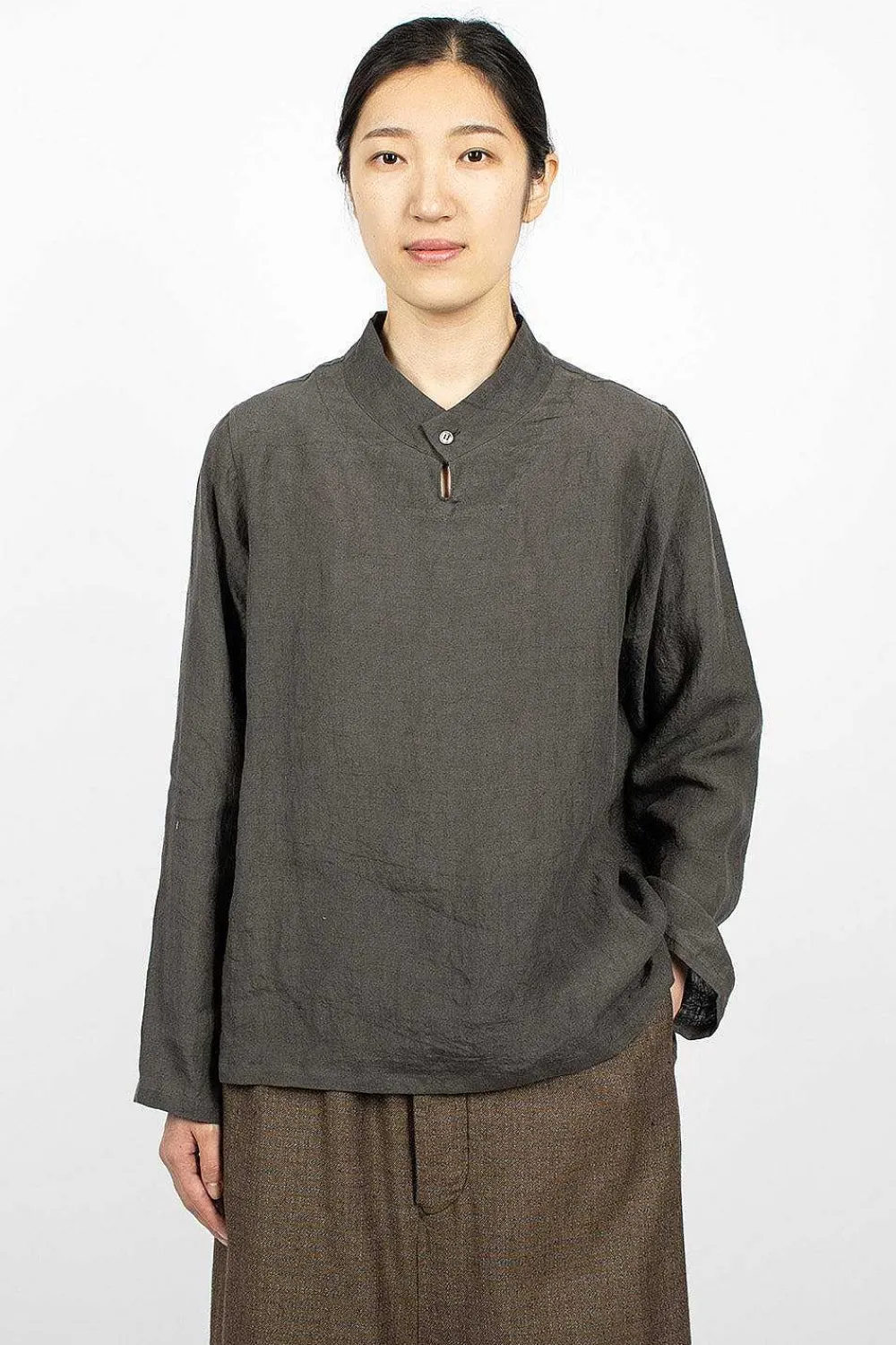 Vlas Blomme Stand Collar Blouse Charcoal| Tops