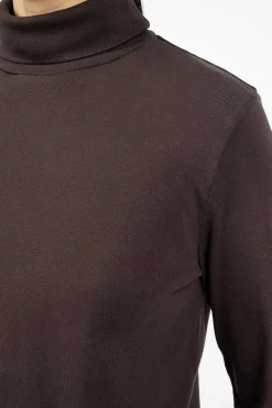 Black Crane Turtleneck Top Plum| Tops