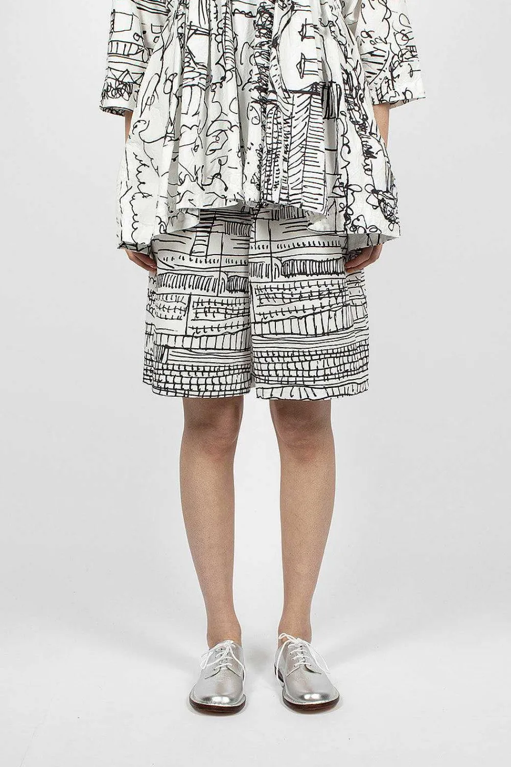 Daniela Gregis Village Print Bermuda Black/White| Trousers