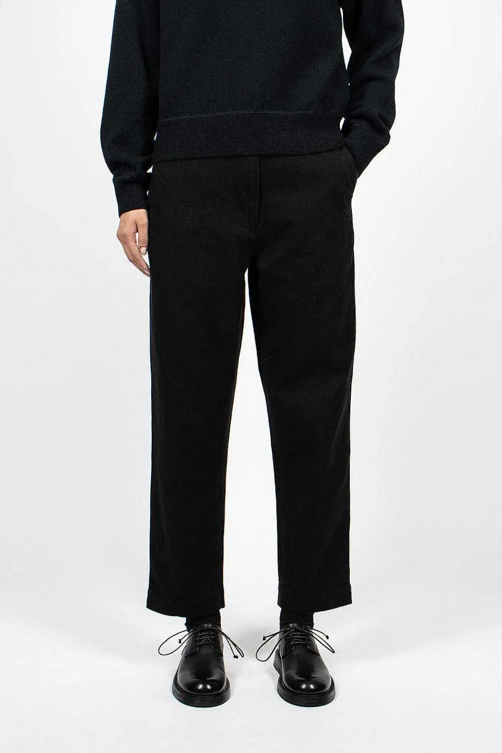 Margaret Howell Worn Linen Cotton Drill Trouser Black| Trousers